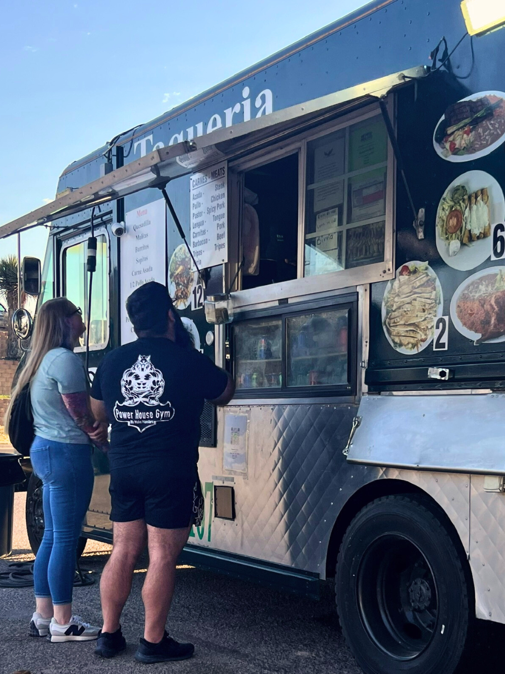 Taquería El Real trajo deliciosa comida al estilo TexMex.